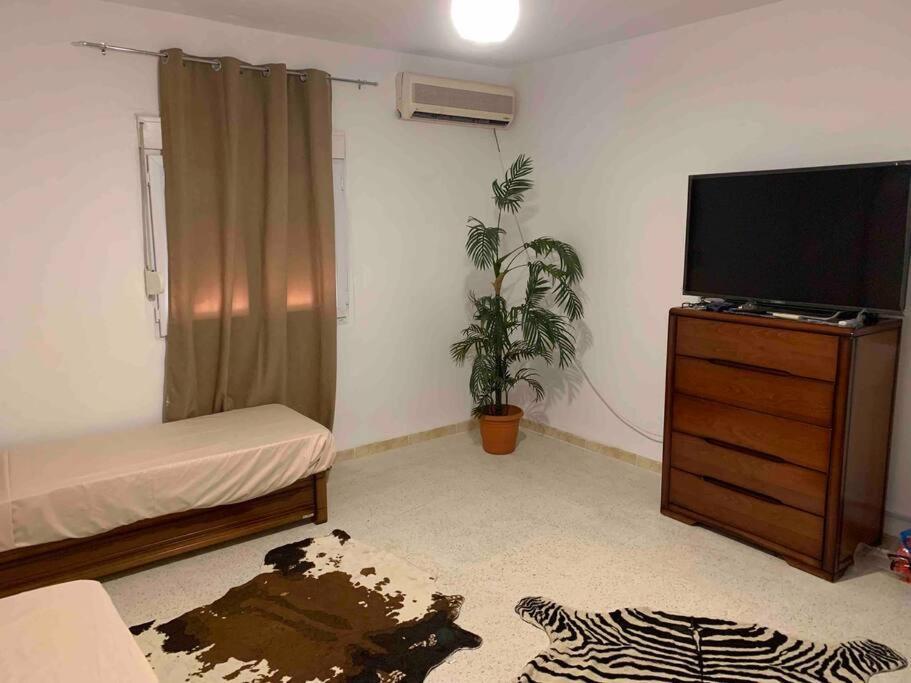 Appartement 5 Lits Climatise Salon 2Chambres Cuisine Equipee Sdb Staoueli Ngoại thất bức ảnh