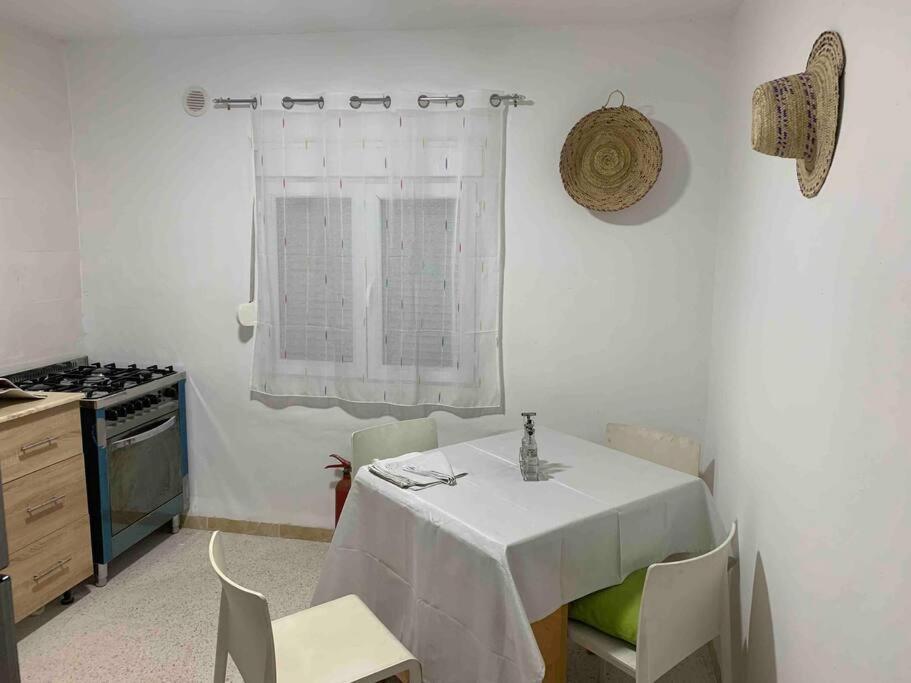 Appartement 5 Lits Climatise Salon 2Chambres Cuisine Equipee Sdb Staoueli Ngoại thất bức ảnh